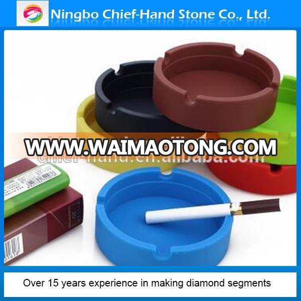 Popular promotion gift colorful Eco-friendly silicone ashtray / silicone cigarette ashtray